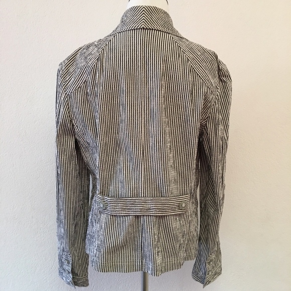 St. John Seersucker Blazer Ball White Size Medium - Picture 7 of 8